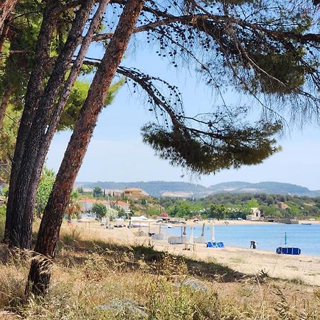 Pine Beach Holiday Home 2 Bedrooms 50 Meters To The Beach Kalyves Polygyrou エクステリア 写真