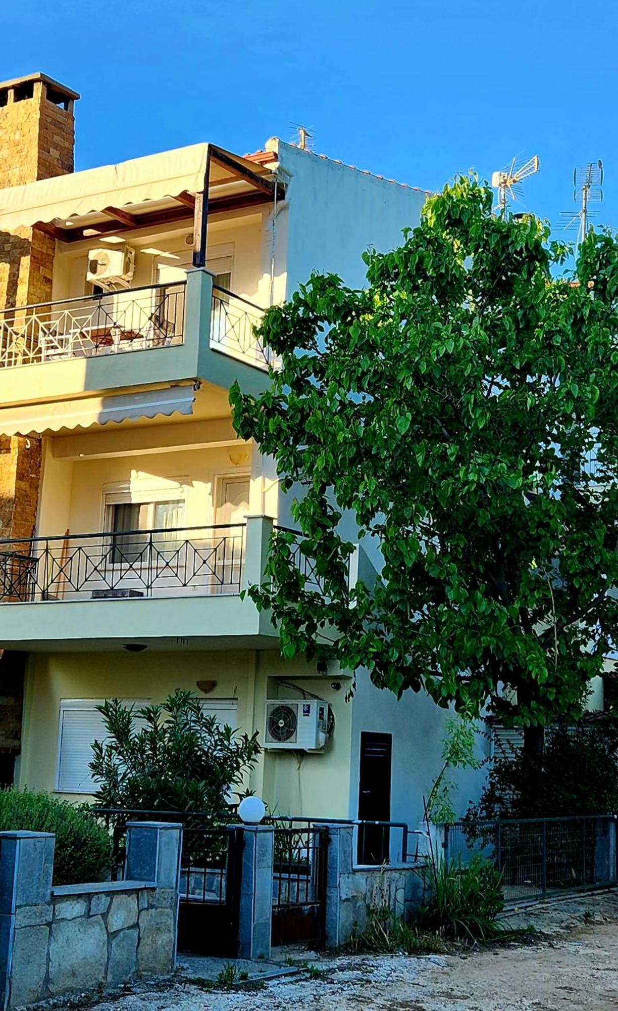 Pine Beach Holiday Home 2 Bedrooms 50 Meters To The Beach Kalyves Polygyrou エクステリア 写真